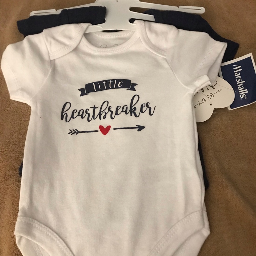 Baby boy 2 pack onesie short sleeve 0-3M